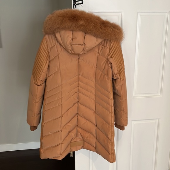 Nicole Benitsi Camel down coat with fur - Picture 4 of 4